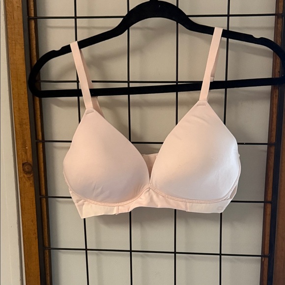 Dkny Other - DKNY Women's Light Pink Bra M